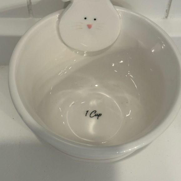 Bake shop Masterclass Easter Measuring Cups Bunny Chicks Flower and Egg - Picture 5 of 7